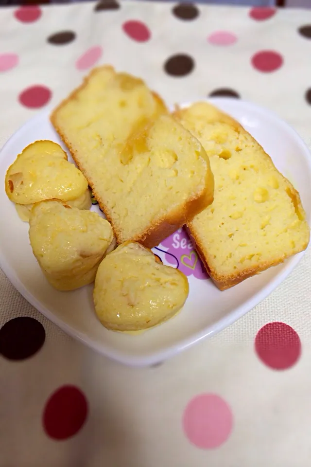 リンゴのパウンドケーキとリンゴのチーズケーキ|まぁちんぐさん