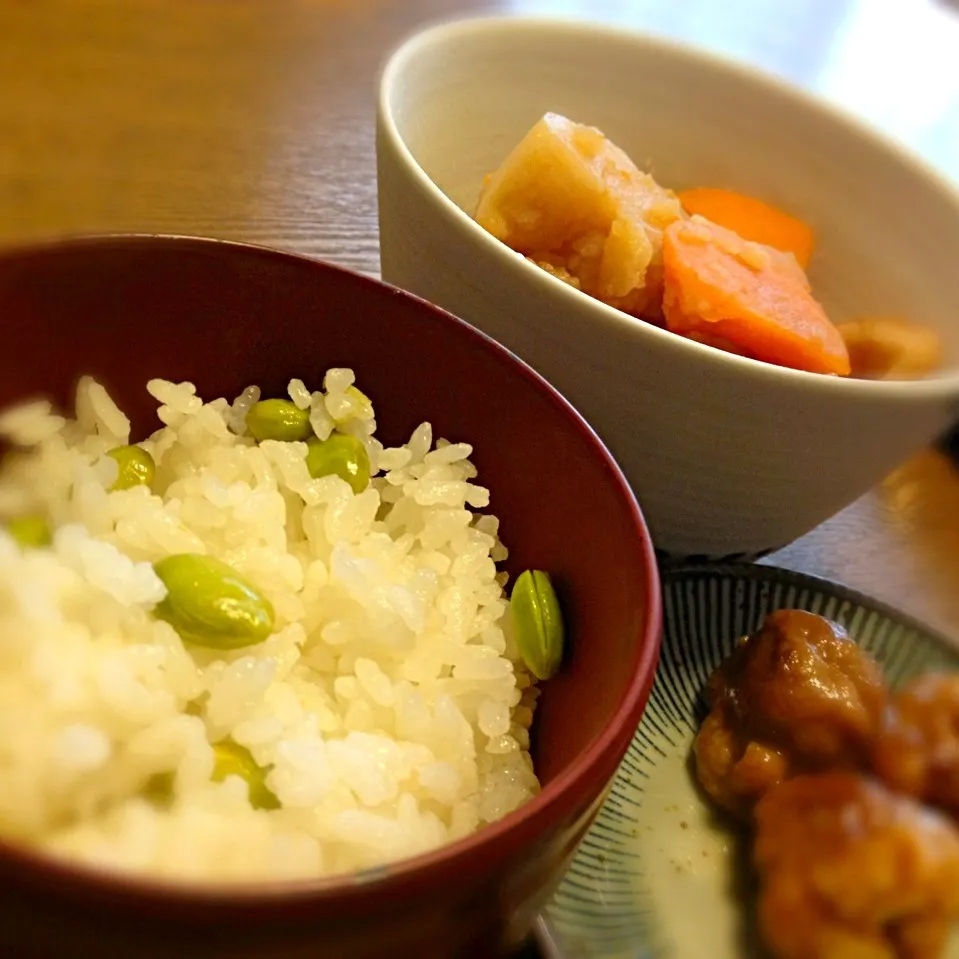 豆御飯と煮物|くれさん