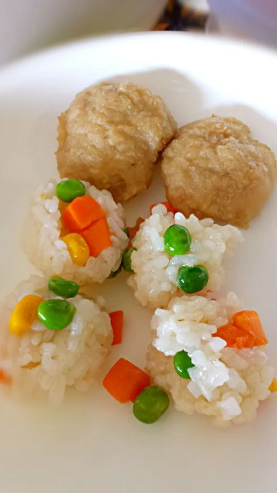 Vegetable rice ball with chicken patty|laksmi nurul ismiraさん