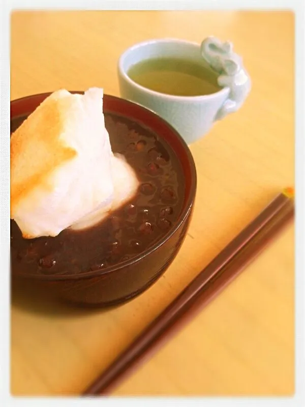 Snapdishの料理写真:朝ごはんは☆お汁粉もちー(*´ω｀*)|yuki.sさん