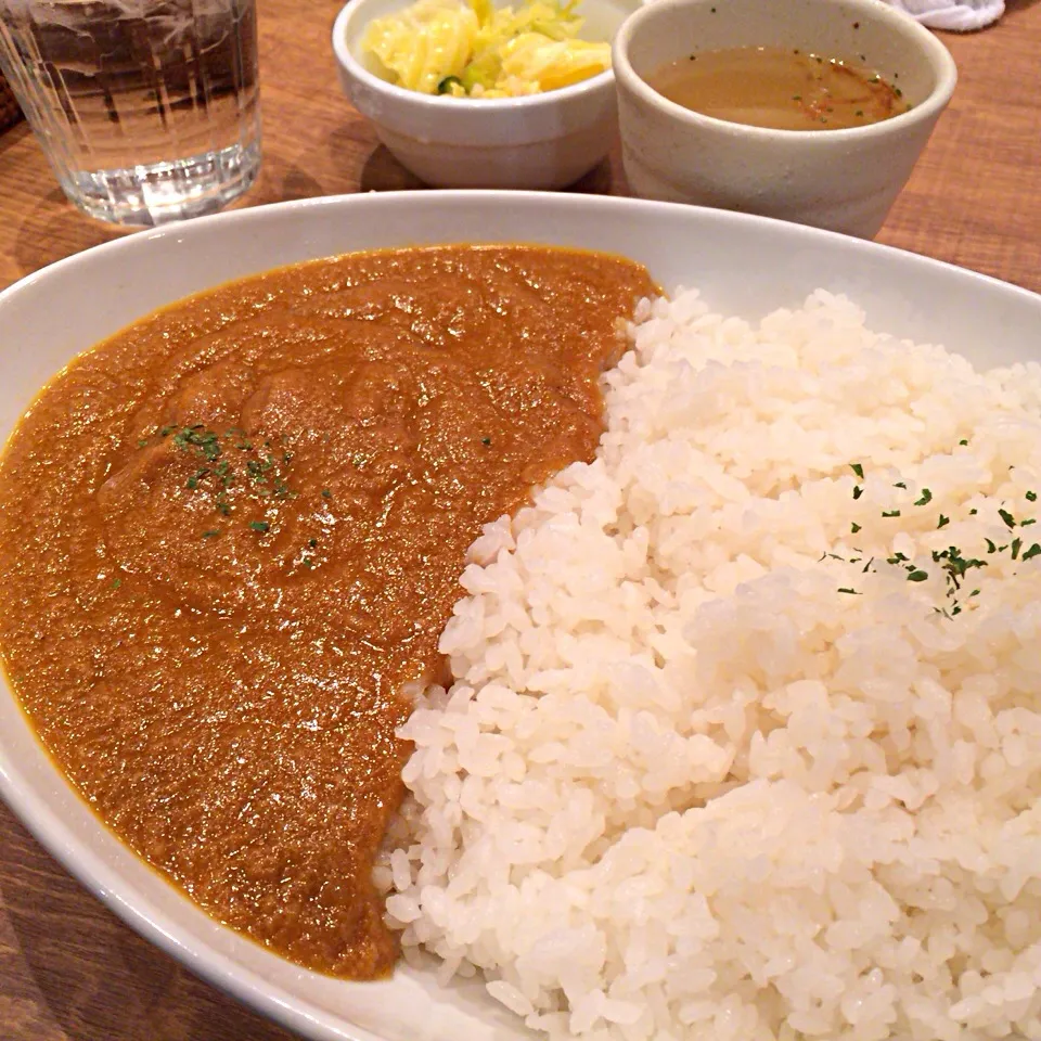 Snapdishの料理写真:Local India ポークカレー|さるさん