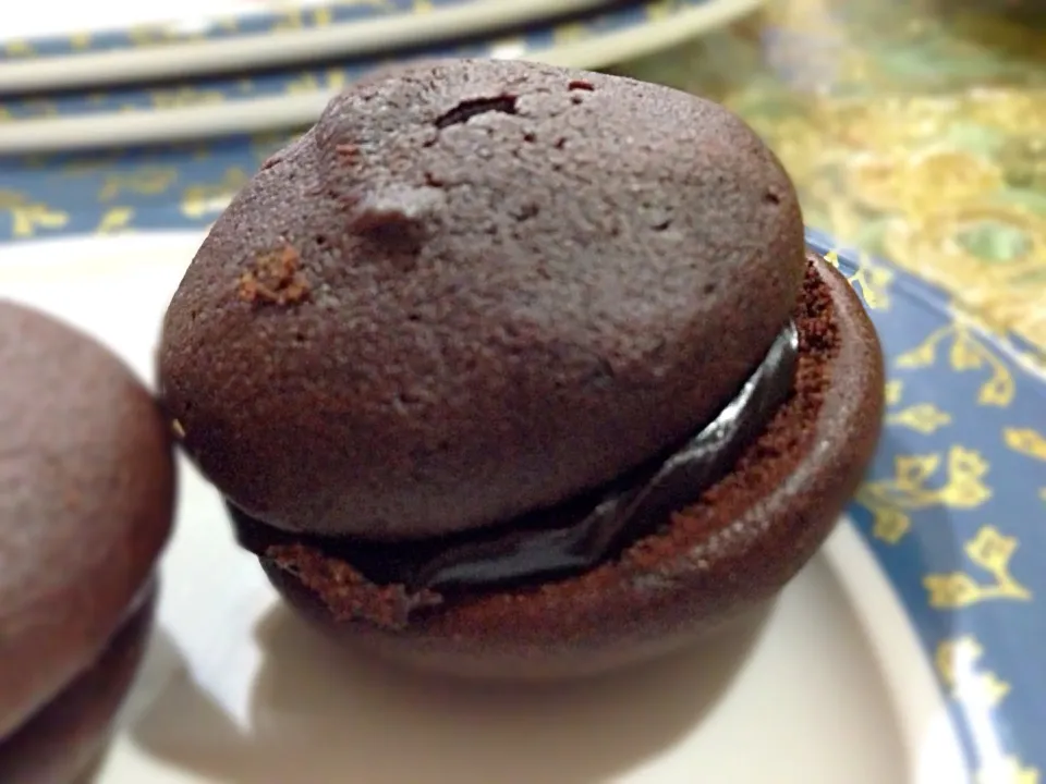 Im not sure what its called but it tasted like brownies with a choco filling!|SJさん