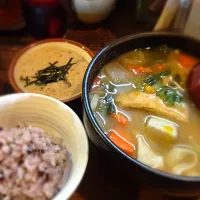 ほうとうと麦トロご飯。|かよちさん