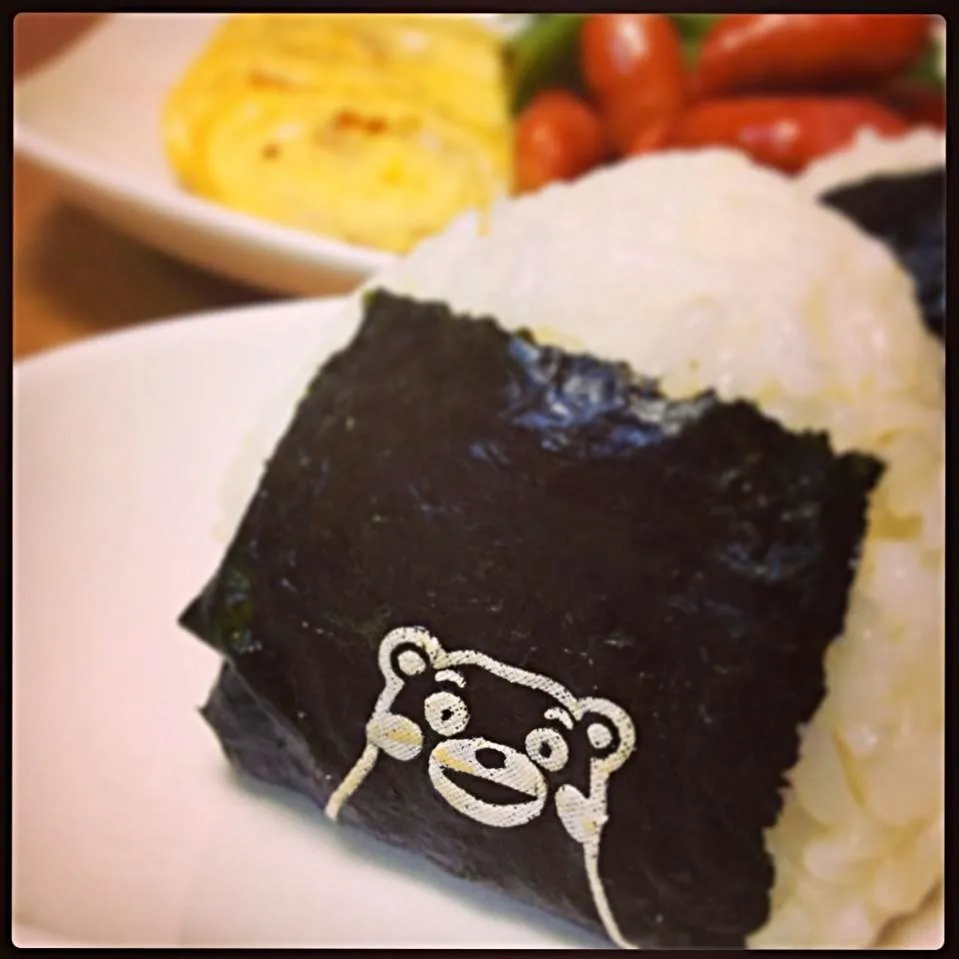 Snapdishの料理写真:クマもんおにぎりランチ|kumixさん