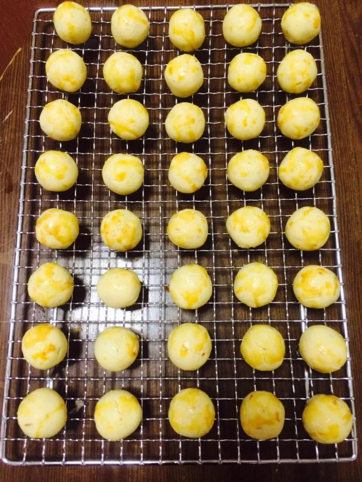 Cheesy Pineapple Tarts|Trish Wongさん