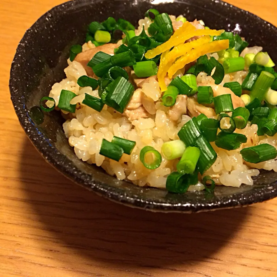 Snapdishの料理写真:香港風、鳥の土鍋ご飯|miwnozさん