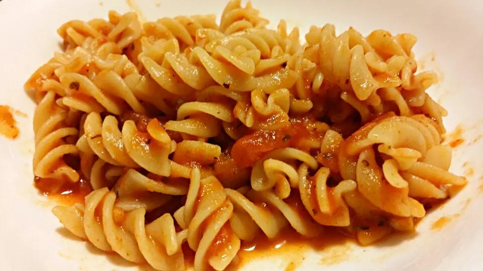 Fusilli pasta w/marinara|Junga Yooさん