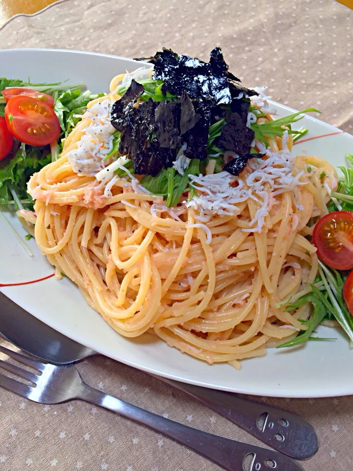 Snapdishの料理写真:明太子としらすの和風なパスタ♪|あいママさん