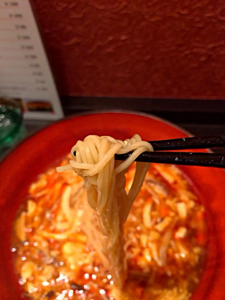 酸辣湯麺|イノウエシンゴさん