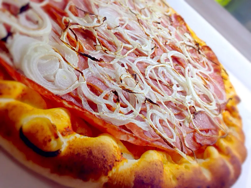 Pizza Calabresa|Ton Gourmetさん