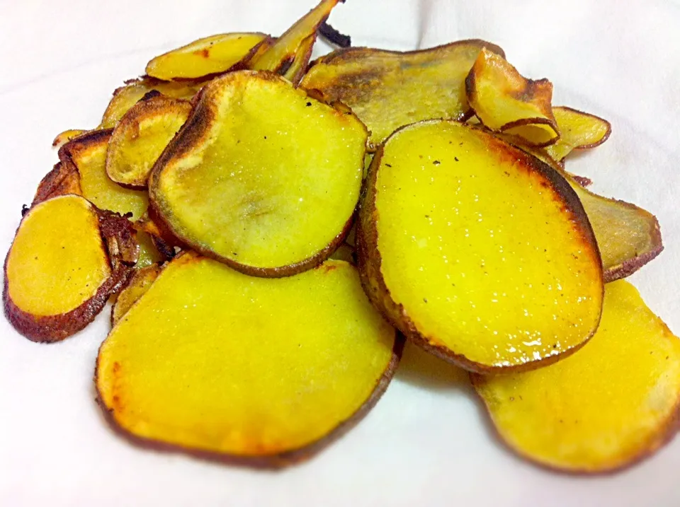 Snapdishの料理写真:Sweet potato chips|JennySKさん