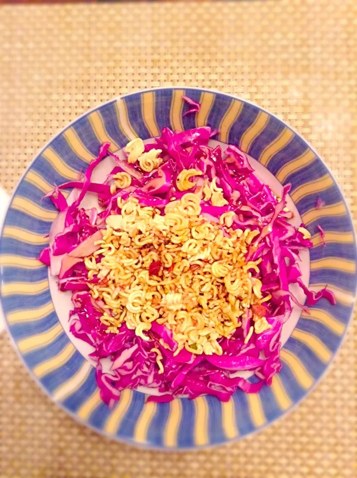 Oriental Ramen Cabbage Salad|kristen hawleyさん