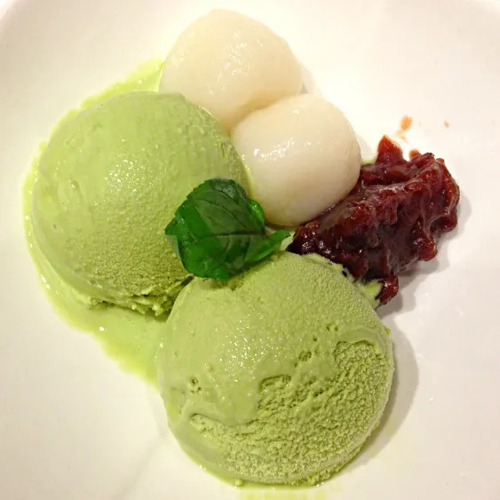 Matcha ice-cream with red bean paste|Karen Yongさん