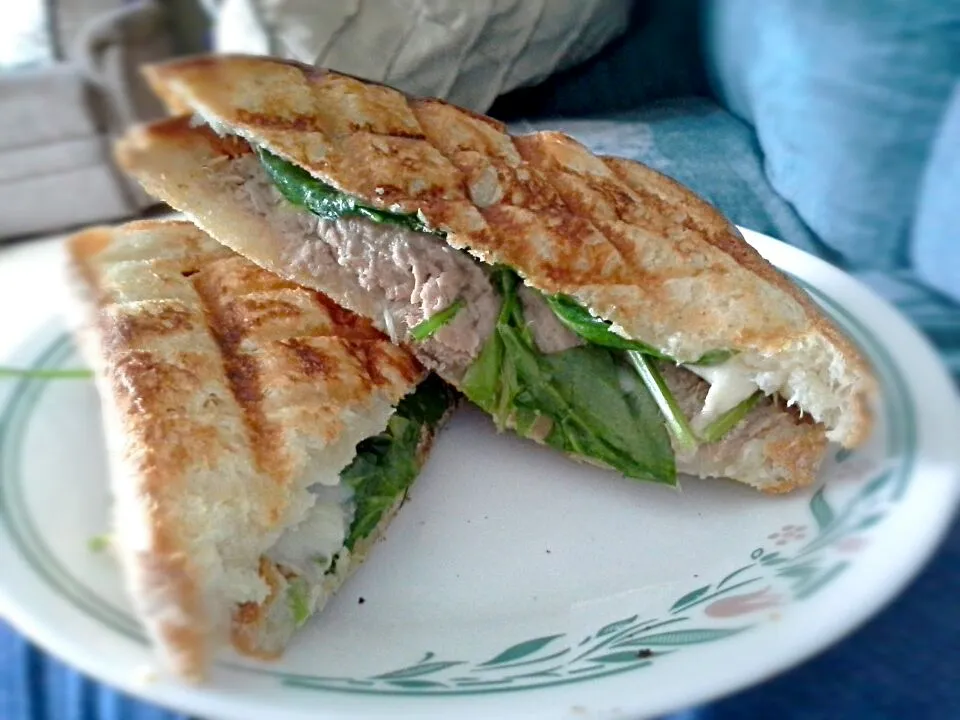 Tuna melt with scallions and spinach|Fe's kitchenさん