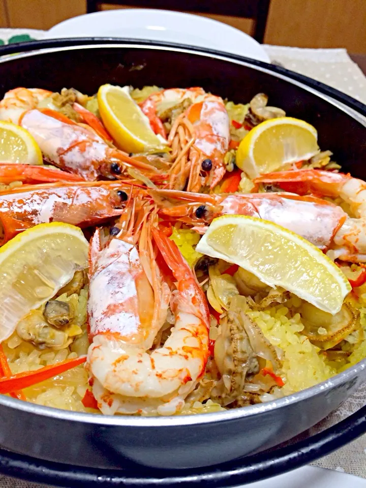 Seafood paella|cecille saintsさん