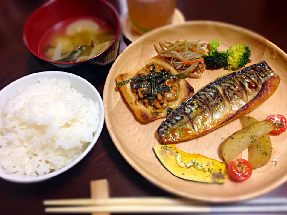 晩御飯☻焼き鯖定食|のすけ氏@クソネミ( ˘ω˘)さん