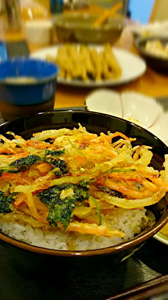 サクッとかき揚げ天丼    甘辛タレで最高どんぶり！！|ケイさん