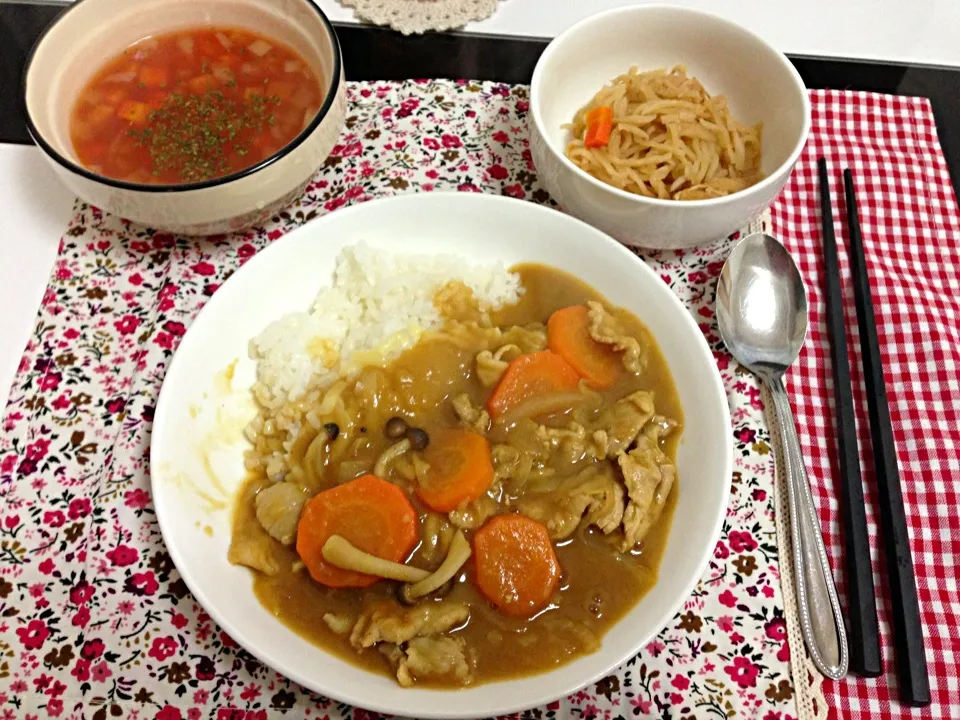 カレー、切り干し大根の煮物、ミネストローネ|ゆりさん