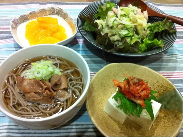 肉そば・キムチ冷奴・ポテトサラダ・いよかん|まーままさん