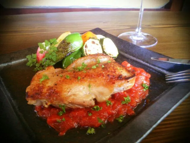 トマトを尻に敷く|annaさん