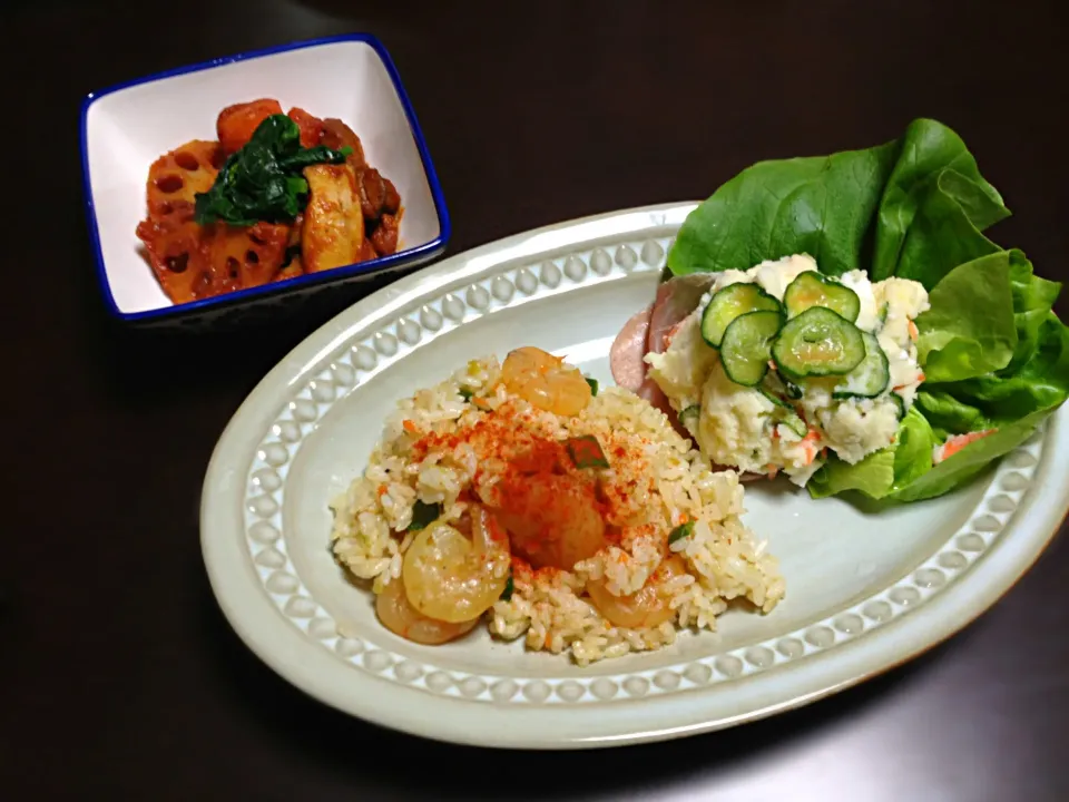 海老ピラフ.ポテトサラダ.野菜とチキンのトマト煮|恭子さん