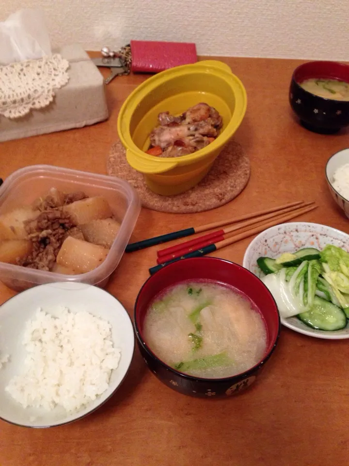 鶏肉の蒸し焼き 大根の煮物 浅漬け|さおさん