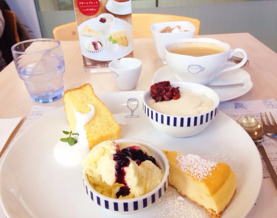 🍴☕️栗原はるみさんのカフェにて|ピロさん