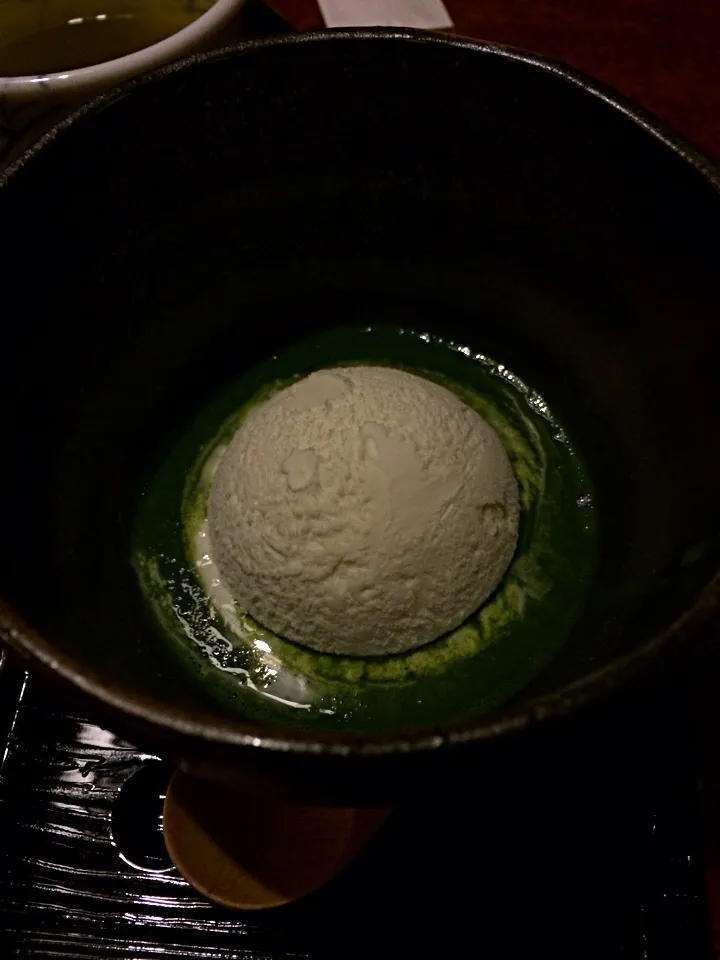 Matcha on vanilla ice cream - it's a matcha-gato!|Ong Sor Fernさん