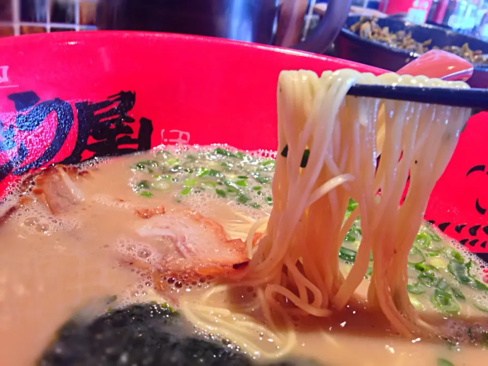 ずんどう屋 ラーメン あっさり 細麺|Ryota Kojimaさん