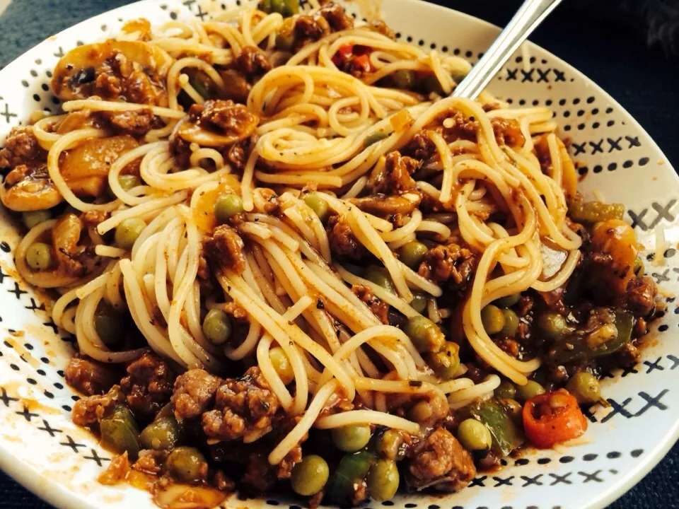 Quorn Mince with Mushrooms, green peppers, peas and chili|Sergio Lacuevaさん