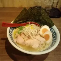 Snapdishの料理写真:鶏塩あっさりラーメン
全部のせ♪|Sydneyさん