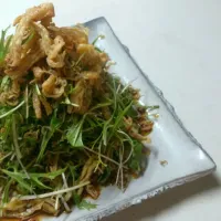 カリカリお揚げとカリカリちりめんの水菜のホットドレッシングサラダ