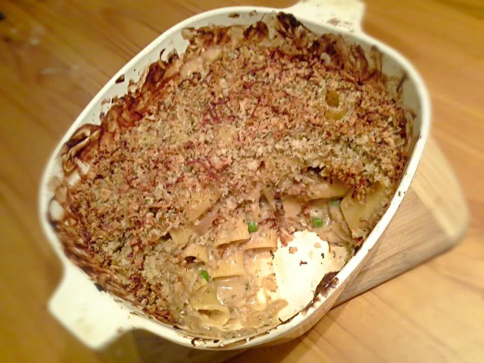 Chicken mushroom Alfredo with herby parmesan crust|Fe's kitchenさん