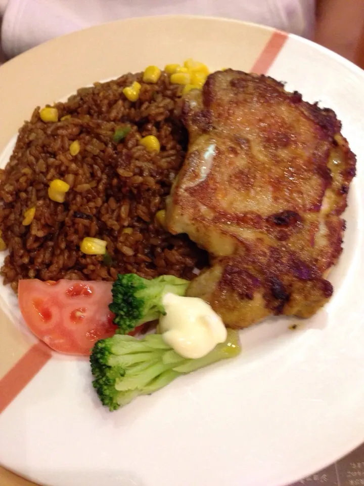 mexican rice with tandori chicken ^_^|mayonnaiseさん