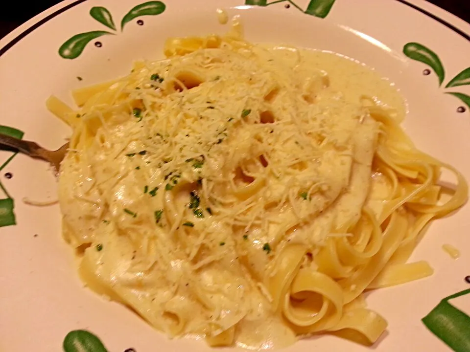 fettuccine alfredo|Richard Stephen Torres Cañarteさん