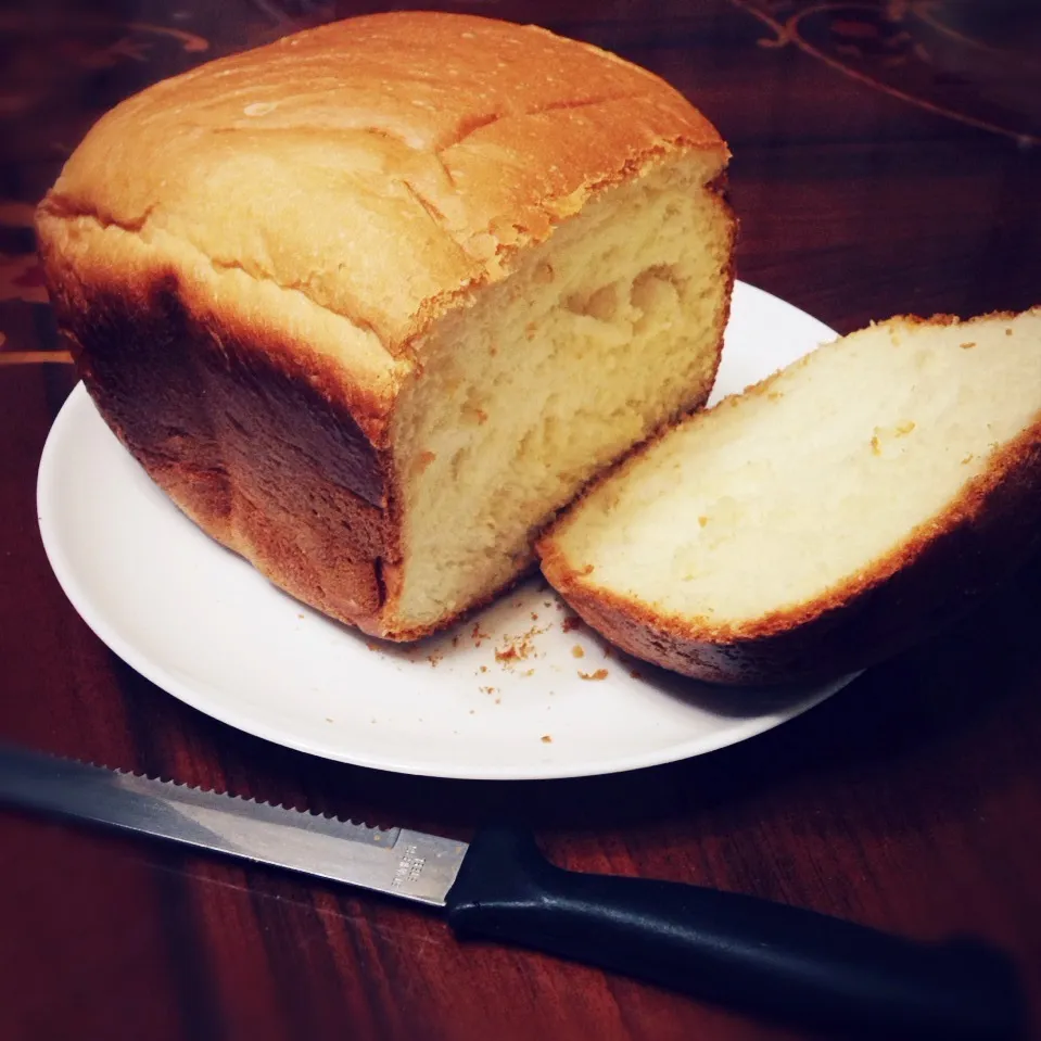 くららさんの料理 HBで究極ふわふわミルク食パン☆焼き上がり〜|はなおさん