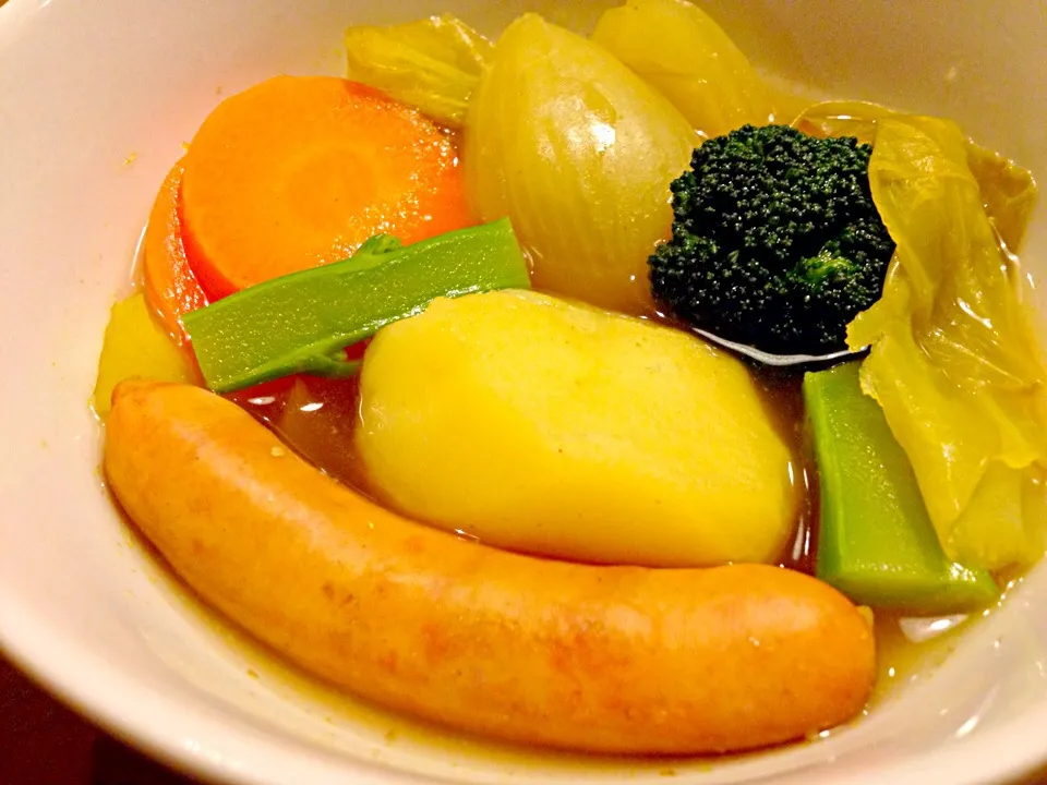 Snapdishの料理写真:カレーじゃないのよカレー風味のポトフで夕食🍲🍲|かずみさん