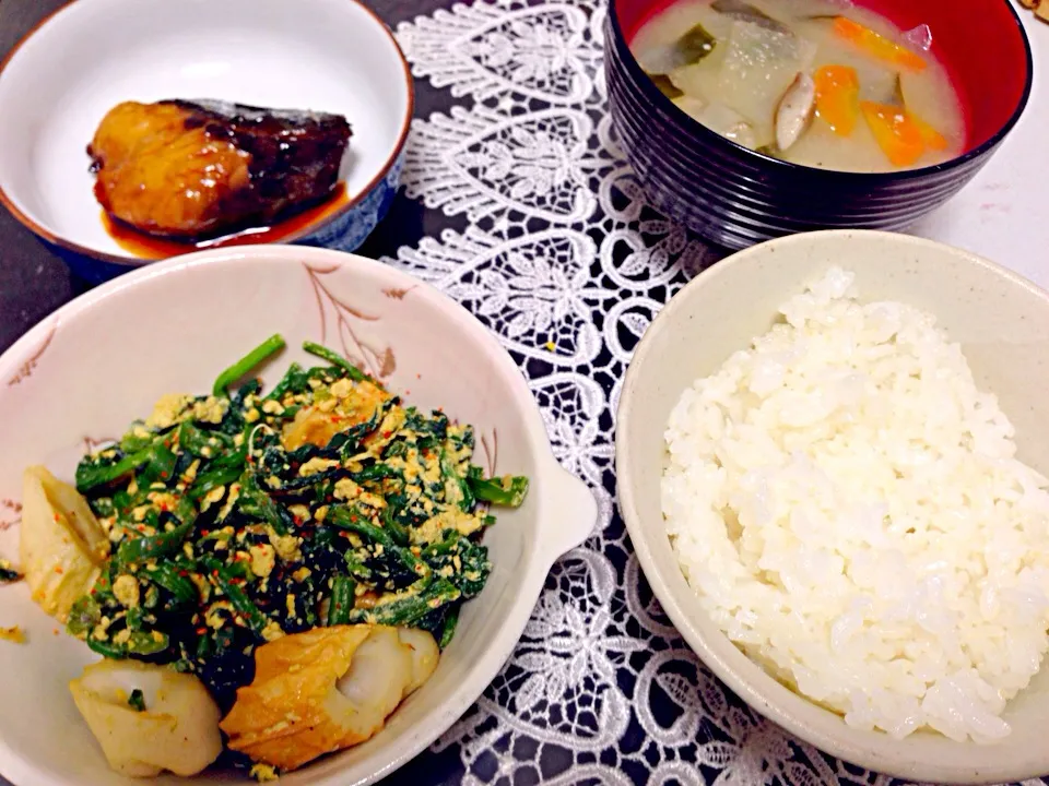 ほうれん草とちくわの卵炒めの晩ご飯|やすさん