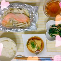 Snapdishの料理写真:鮭のホイル焼き*揚げだし豆腐*ほうれん草のお浸し|Ai Sakumaさん