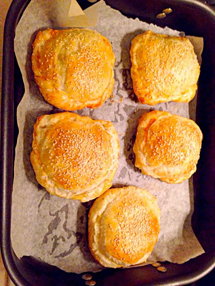 Creamy Chicken and mushroom pies|Chrisy Hillさん