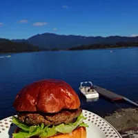 Snapdishの料理写真:自家製BBQ バーガー  at 河口湖|Heyta Hiranoさん