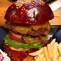 Snapdishの料理写真:目黒  ハングリーヘブン   ベーコンチーズバーガー|Heyta Hiranoさん