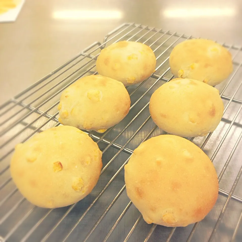 Snapdishの料理写真:corn bread|Misa I.C.さん