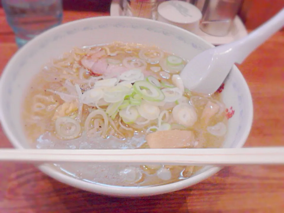 札幌 純連 塩ラーメン|アライさんさん