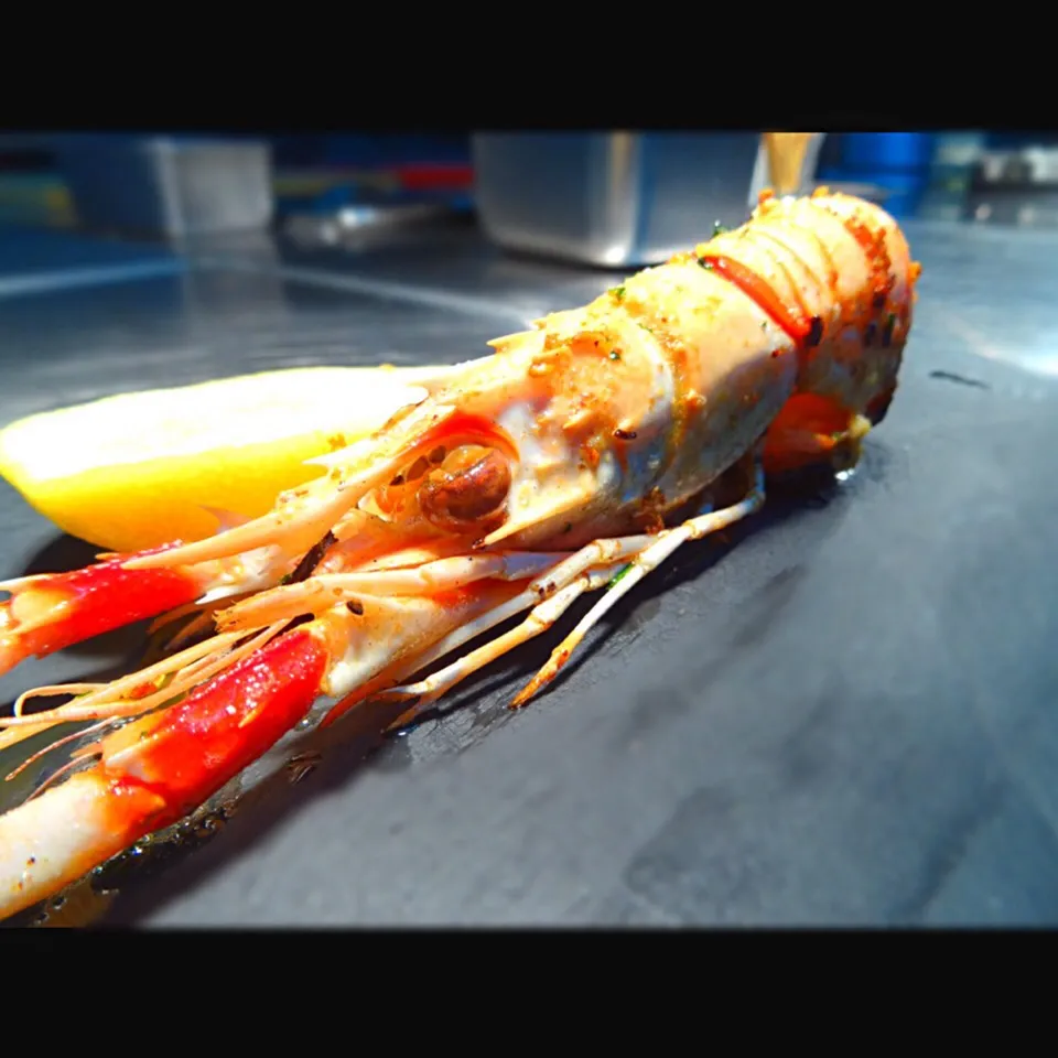 Snapdishの料理写真:Garlic Butter New Zealand Scampi|Chef JPさん