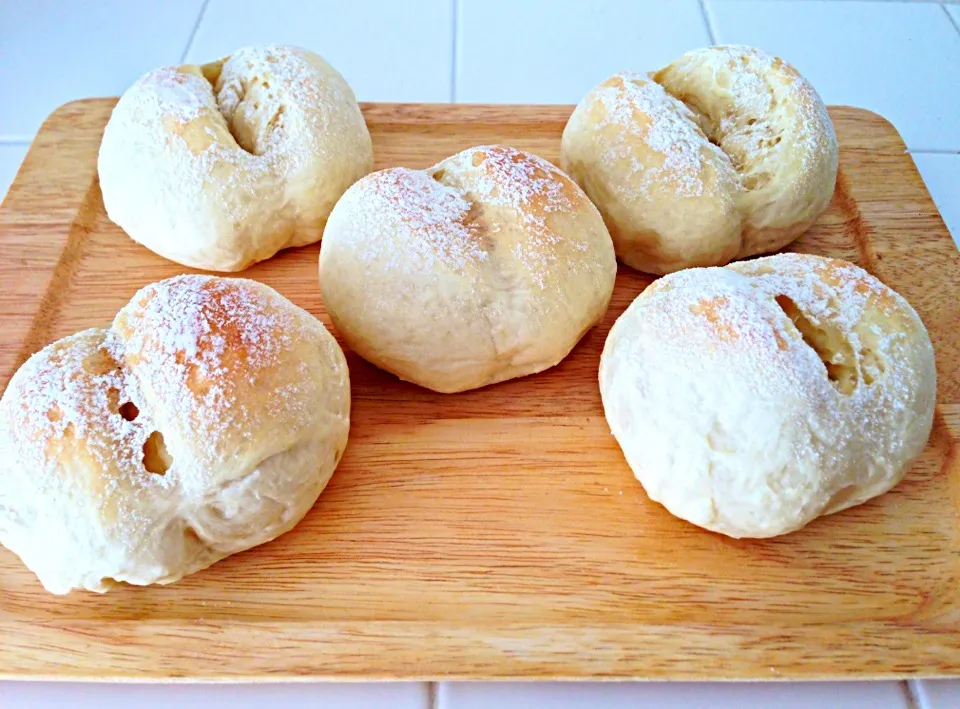 りんさんの白パン焼きました🍞|じゅりさん