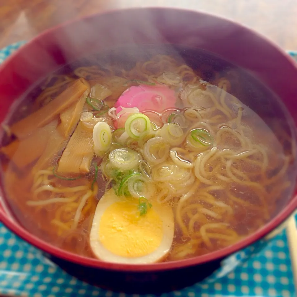 遠征先の売店でラーメン|黒澤 真生さん