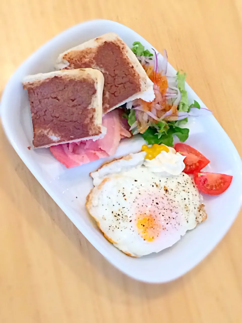 イベリコパテ…フランスパン切らしてたから食パンで朝食|R-Kさん