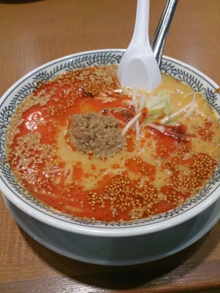 Snapdishの料理写真:丸源ラーメン冬の名物、白ゴマ担々麺|cookingパパ五郎さん