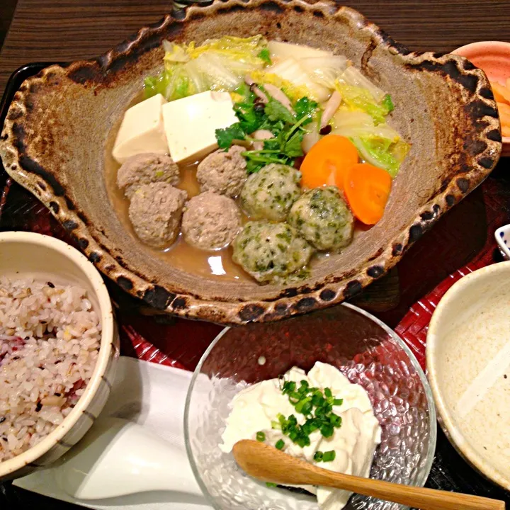 鯵つみれと里芋団子の和風鍋定食|ちな姉＠水ノ智南英さん